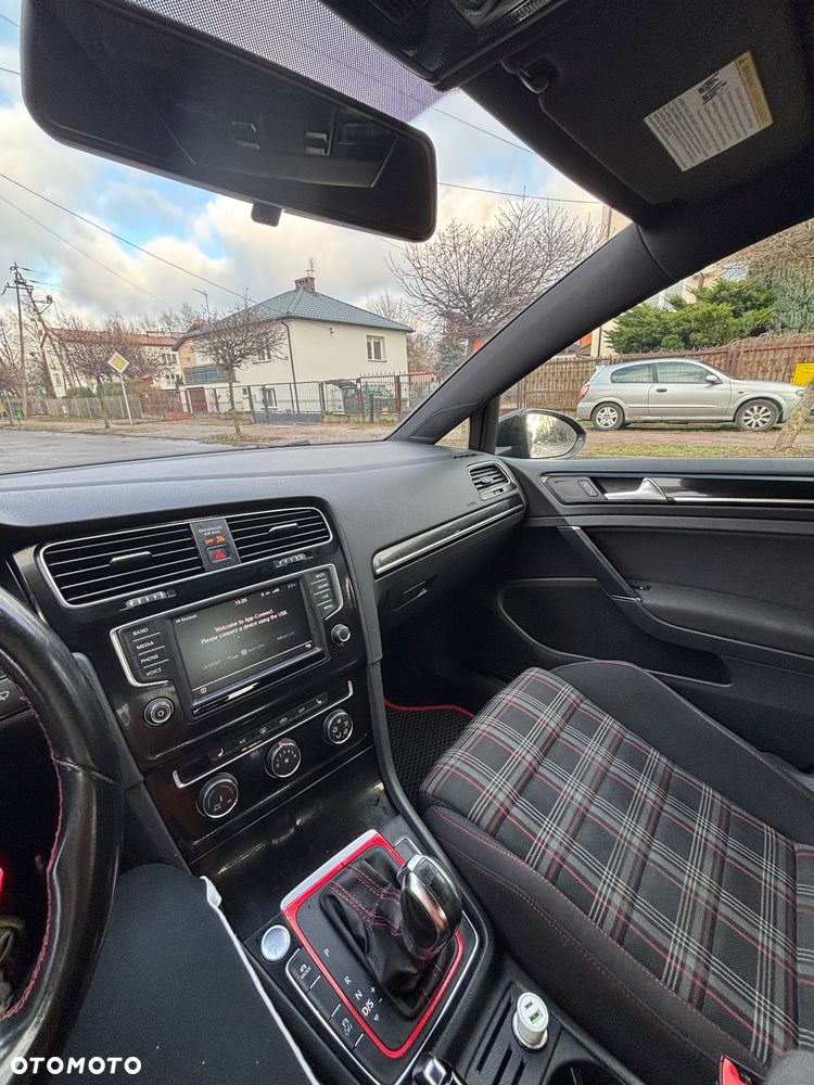 Volkswagen Golf GTI BlueMotion Technology DSG - 10