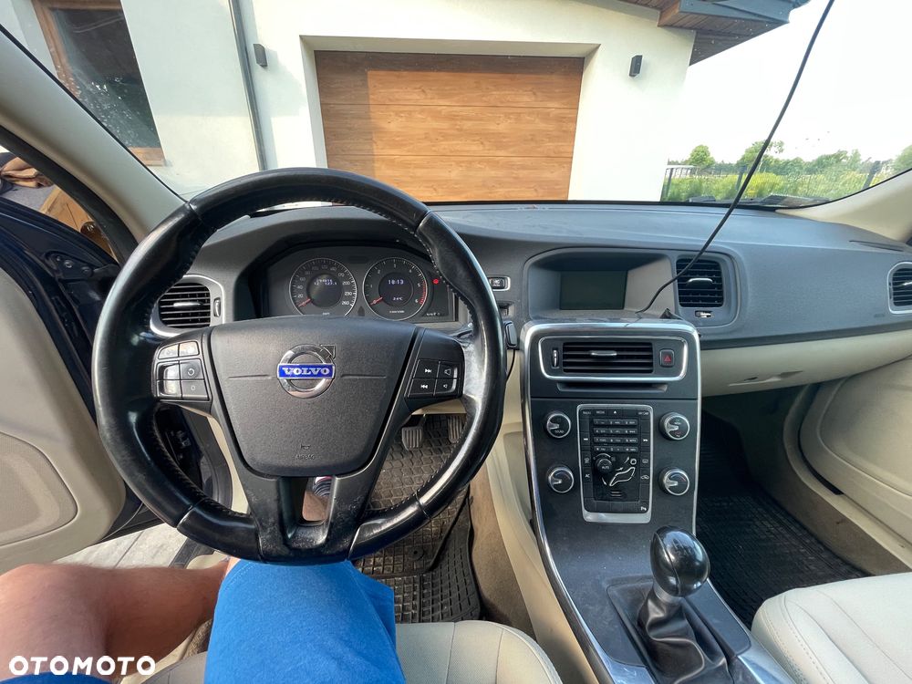 Volvo S60 D3 Kinetic - 14