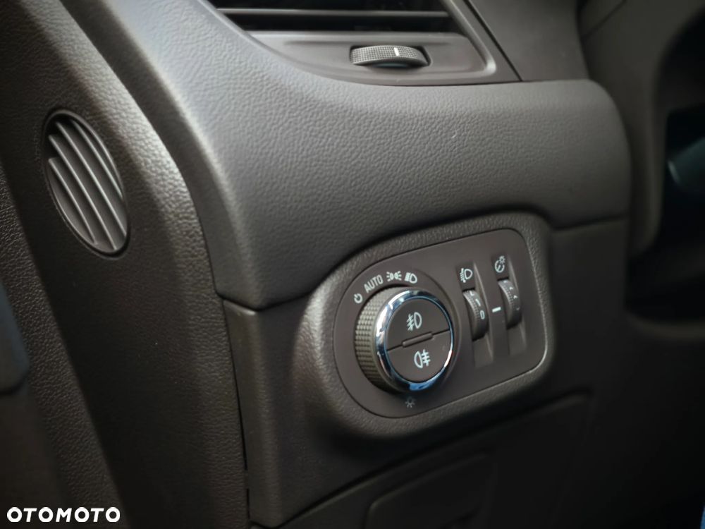 Opel Zafira 1.4 Turbo Innovation - 17