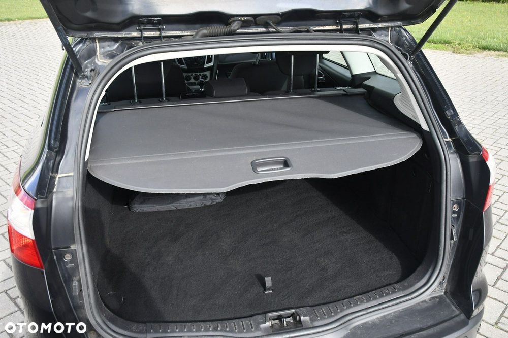 Ford Focus SW - 22