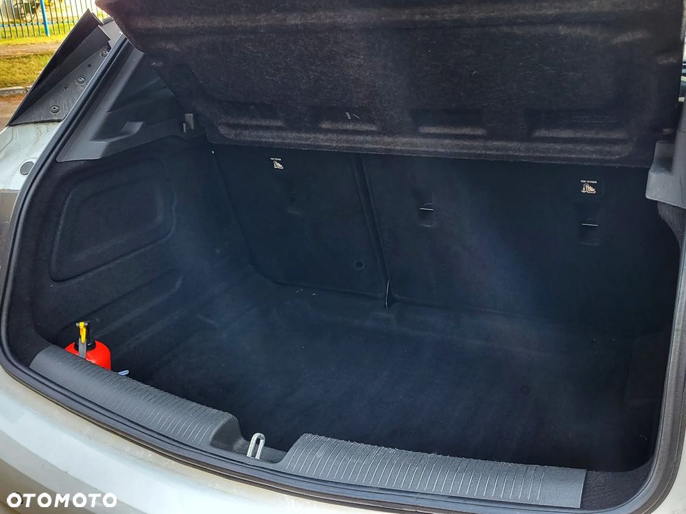 Opel Astra 1.4 T Elegance S&S - 7