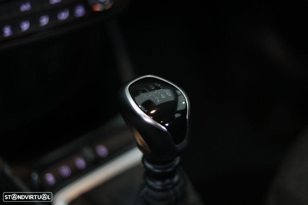 Opel Crossland 1.5 D Business - 12