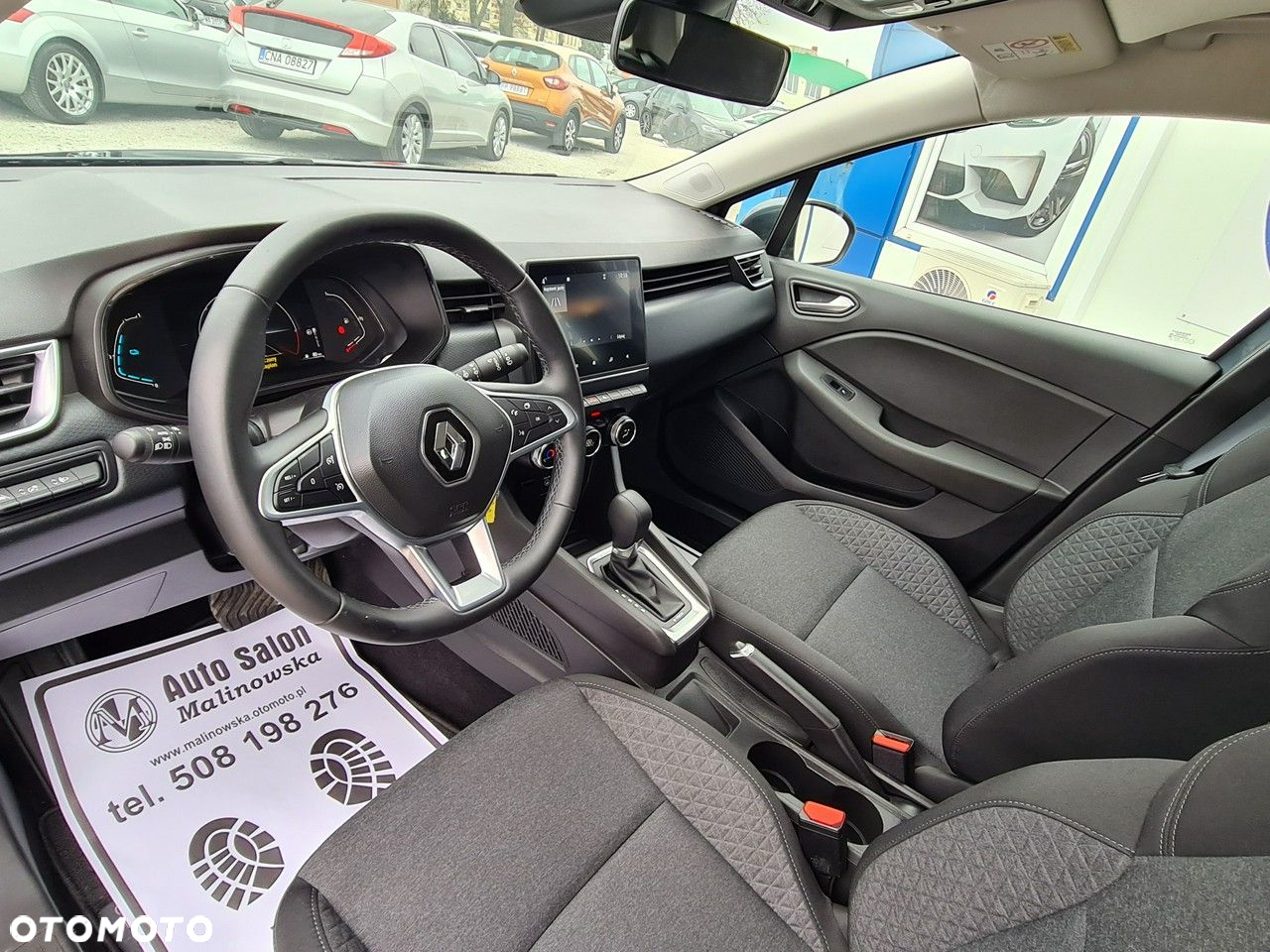 Renault Clio E-TECH Hybrid 140 EXPERIENCE - 17