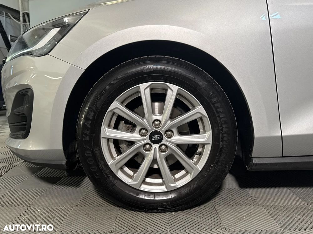 Ford Focus - 14