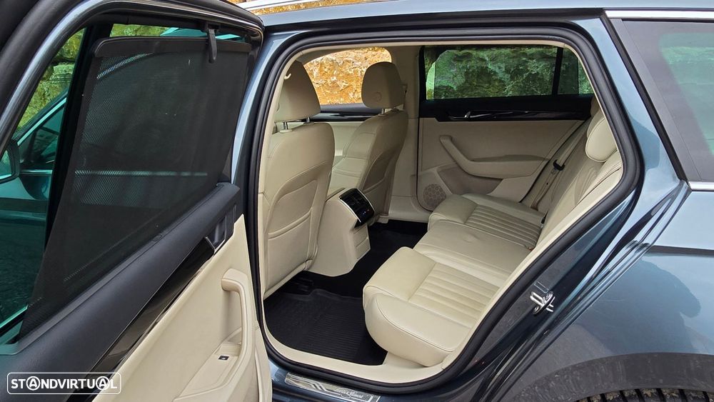 Skoda Superb Break 2.0 TDI Laurin&Klement DSG - 57