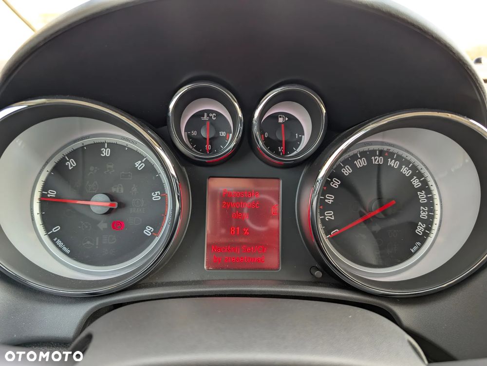 Opel Astra 2.0 CDTI DPF Edition - 14