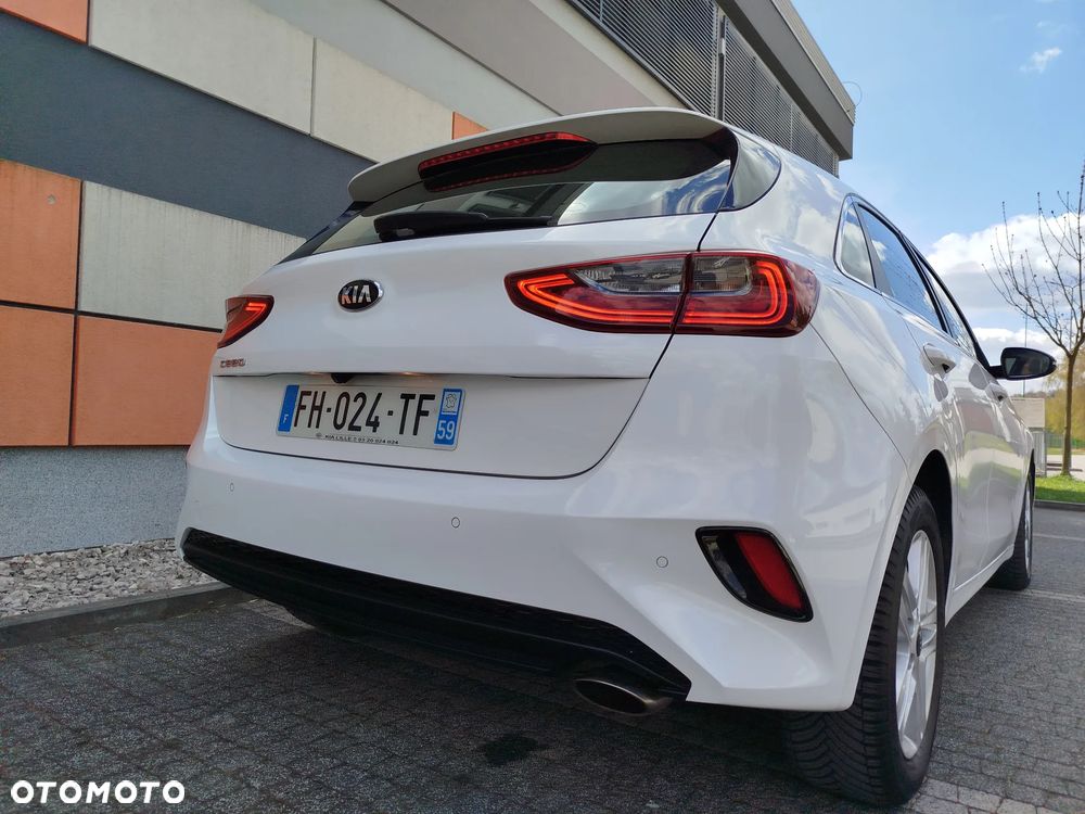 Kia Ceed 1.0 T-GDI ISG Platinum Edition - 36