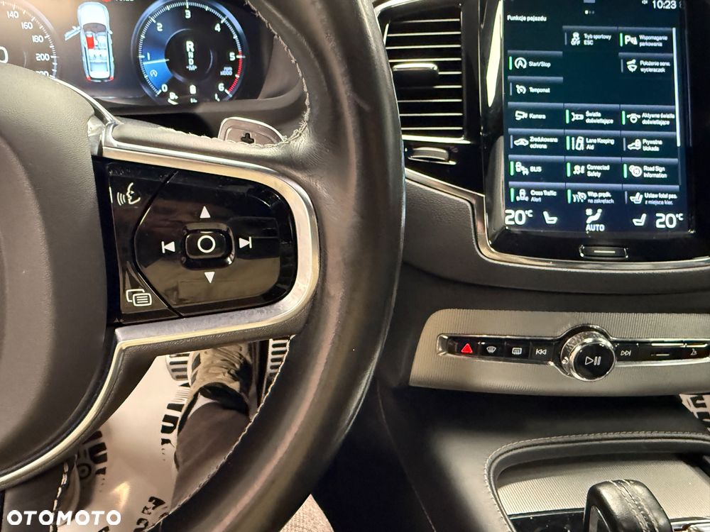 Volvo XC 90 B5 D AWD R-Design - 17