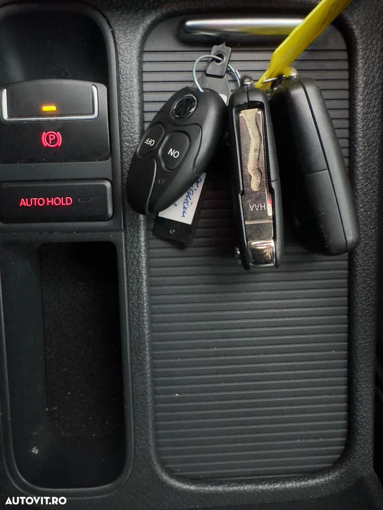 Volkswagen Tiguan 2.0 TDI SCR 4MOTION BlueMotion Technology DSG Lounge Sport & Style - 11