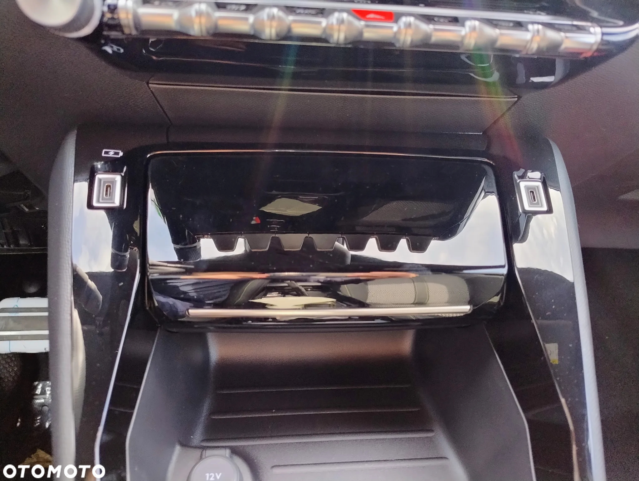 Peugeot 208 e-208 46.3kWh GT - 21