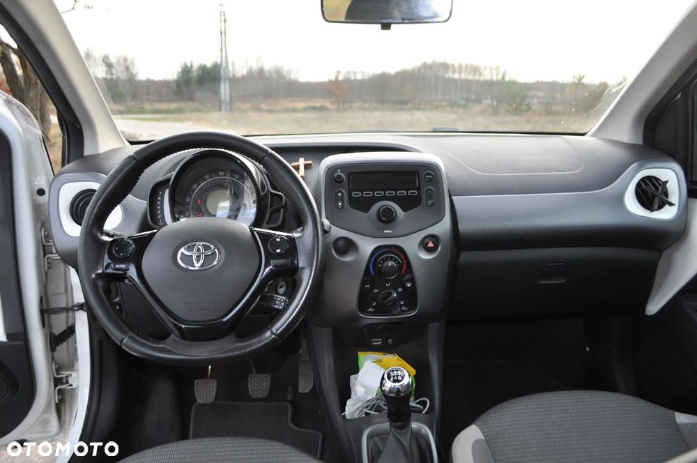 Toyota Aygo 1.0 VVT-i Color Edition - 19