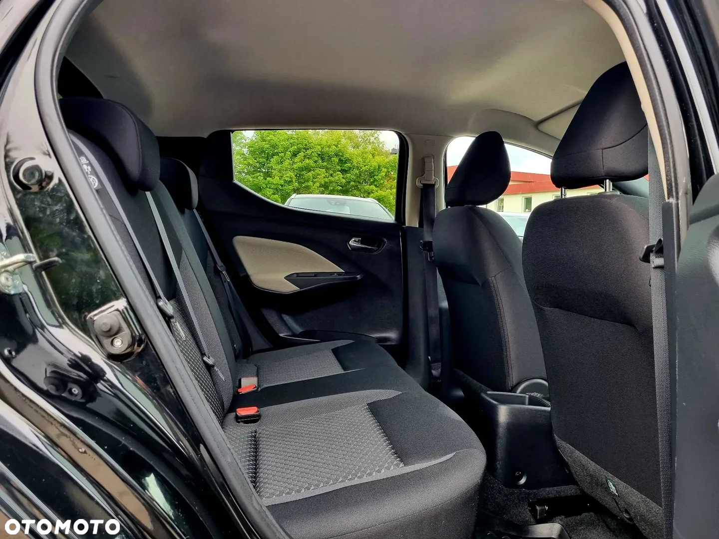 Nissan Micra 1.0 IG-T N-Connecta - 12
