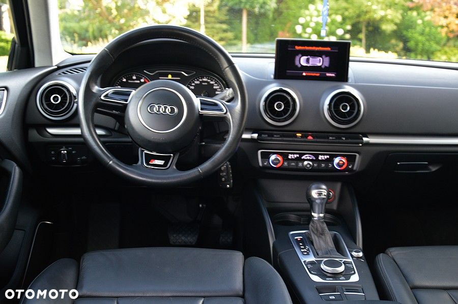 Audi A3 Sportback 1.8 TFSI S tronic S line Sportpaket - 28