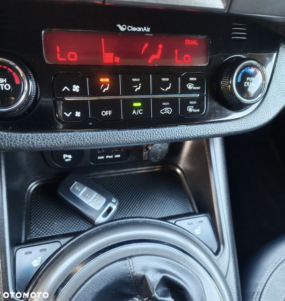Kia Sportage 1.7 CRDI XL 2WD - 11