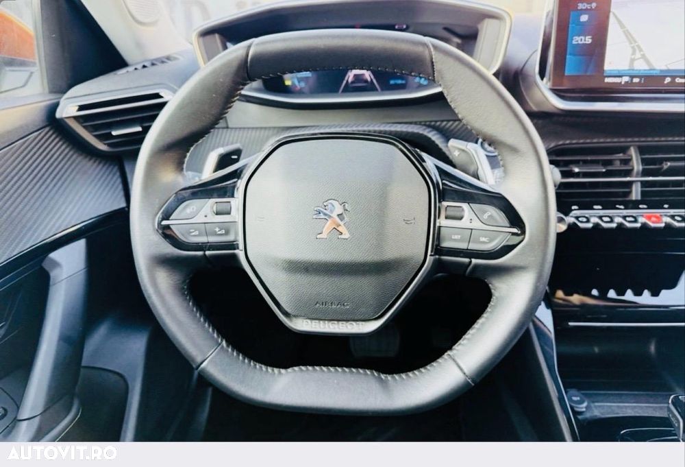 Peugeot 2008 1.2 PureTech EAT8 STT Allure Pack - 3
