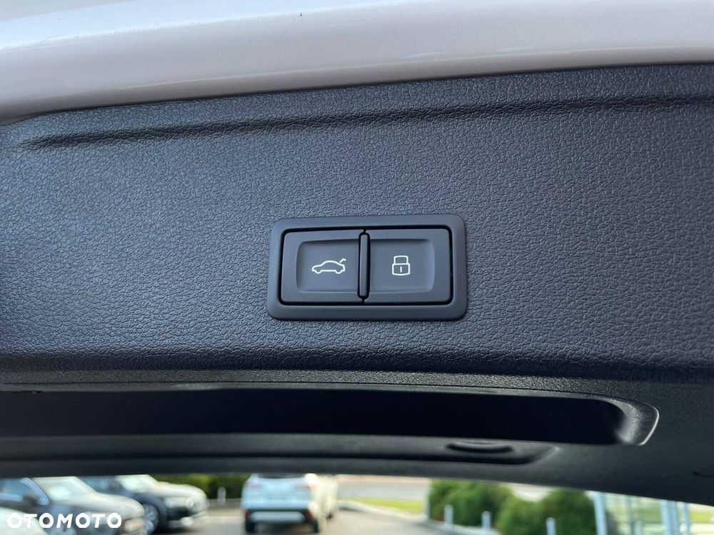 Audi A4 Avant - 10