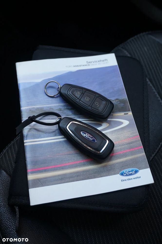 Ford Kuga 1.5 EcoBoost 2x4 Business Edition - 21