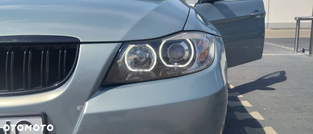 BMW Seria 3 320d - 2