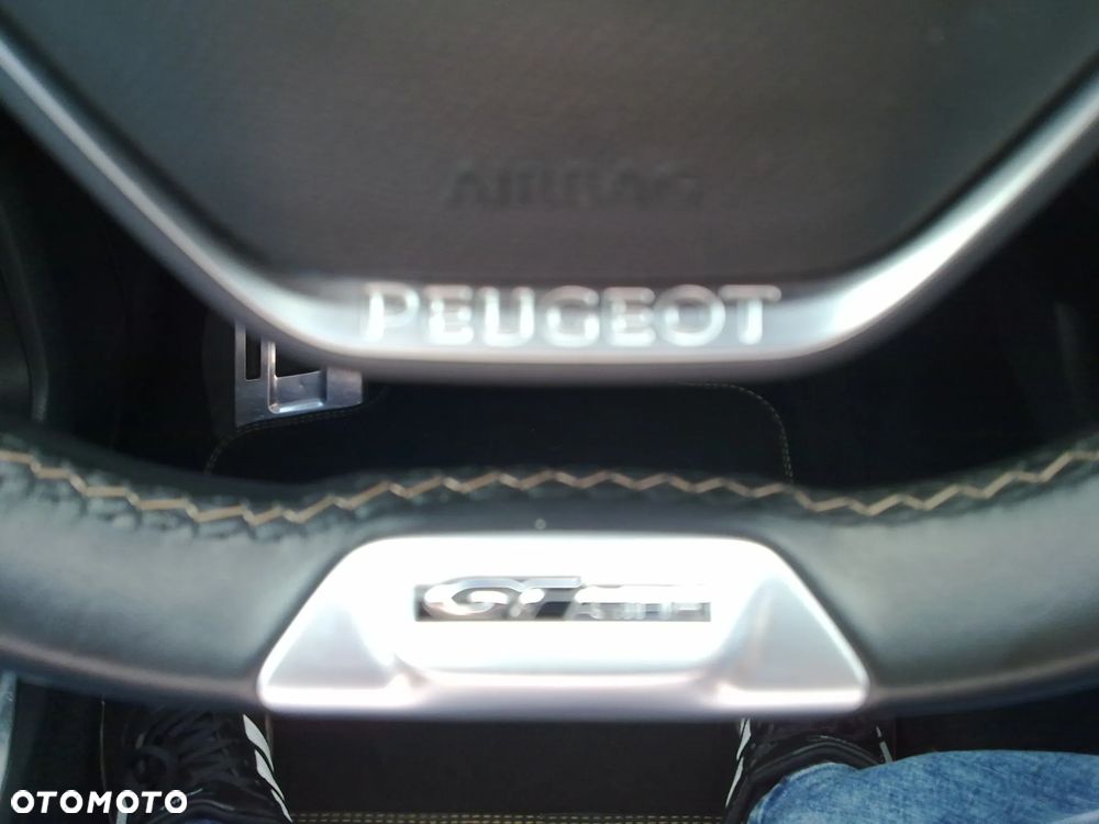 Peugeot 5008 1.6 PureTech GT Line S&S EAT8 - 32