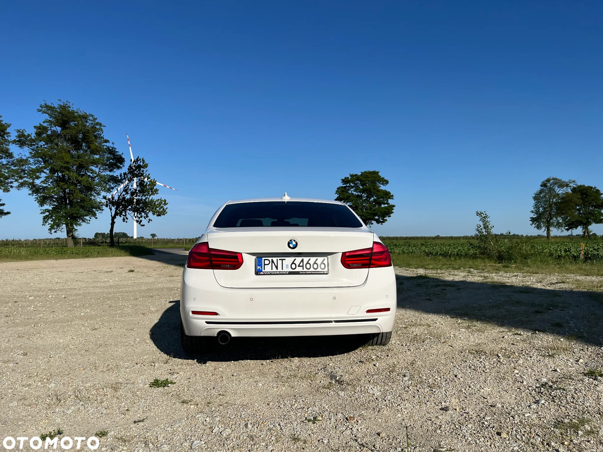 BMW Seria 3 320i - 8