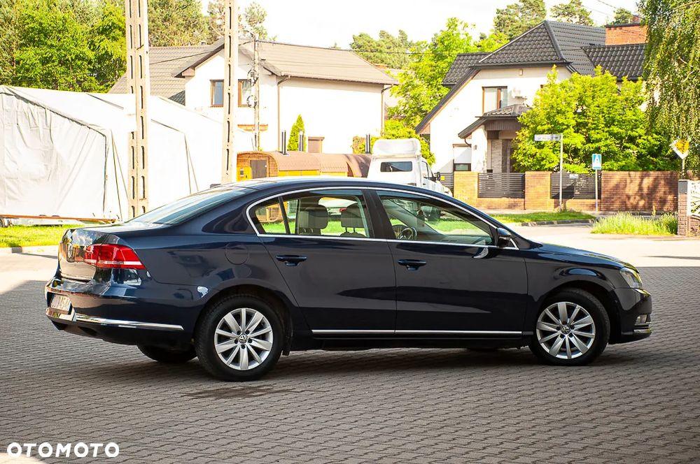 Volkswagen Passat 2.0 TDI Comfortline - 13