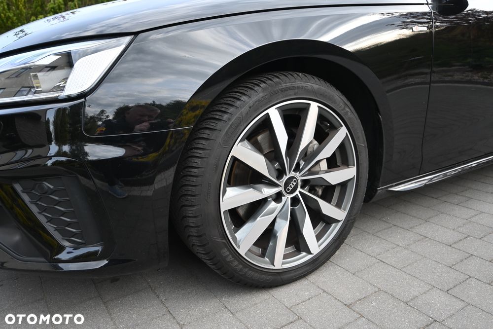 Audi A4 Avant 40 TFSI S tronic - 38