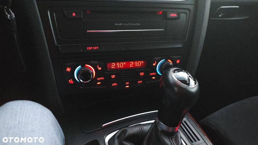 Audi A4 Avant 2.0 TDI - 26