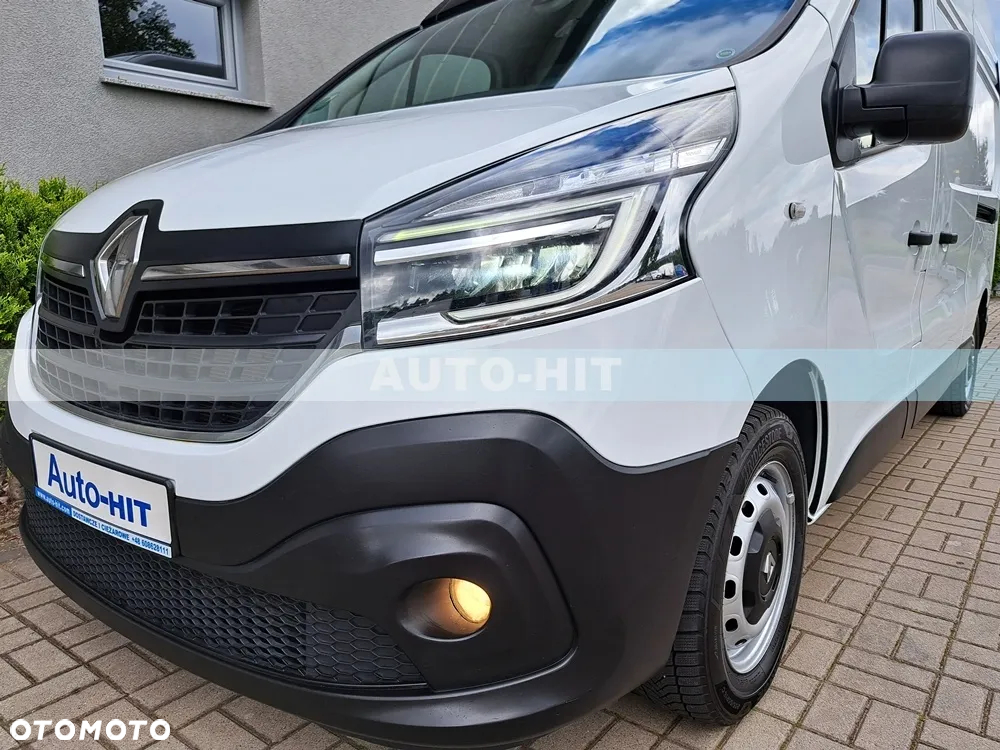 Renault Trafic - 16
