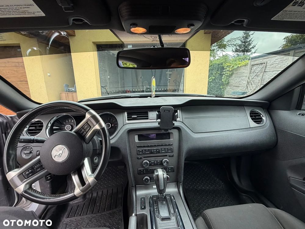 Ford Mustang 3.7 V6 - 10
