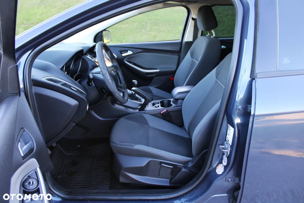 Ford Focus - 22