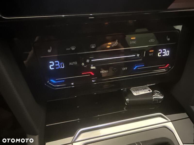 Volkswagen Arteon 2.0 TDI R-Line DSG - 18