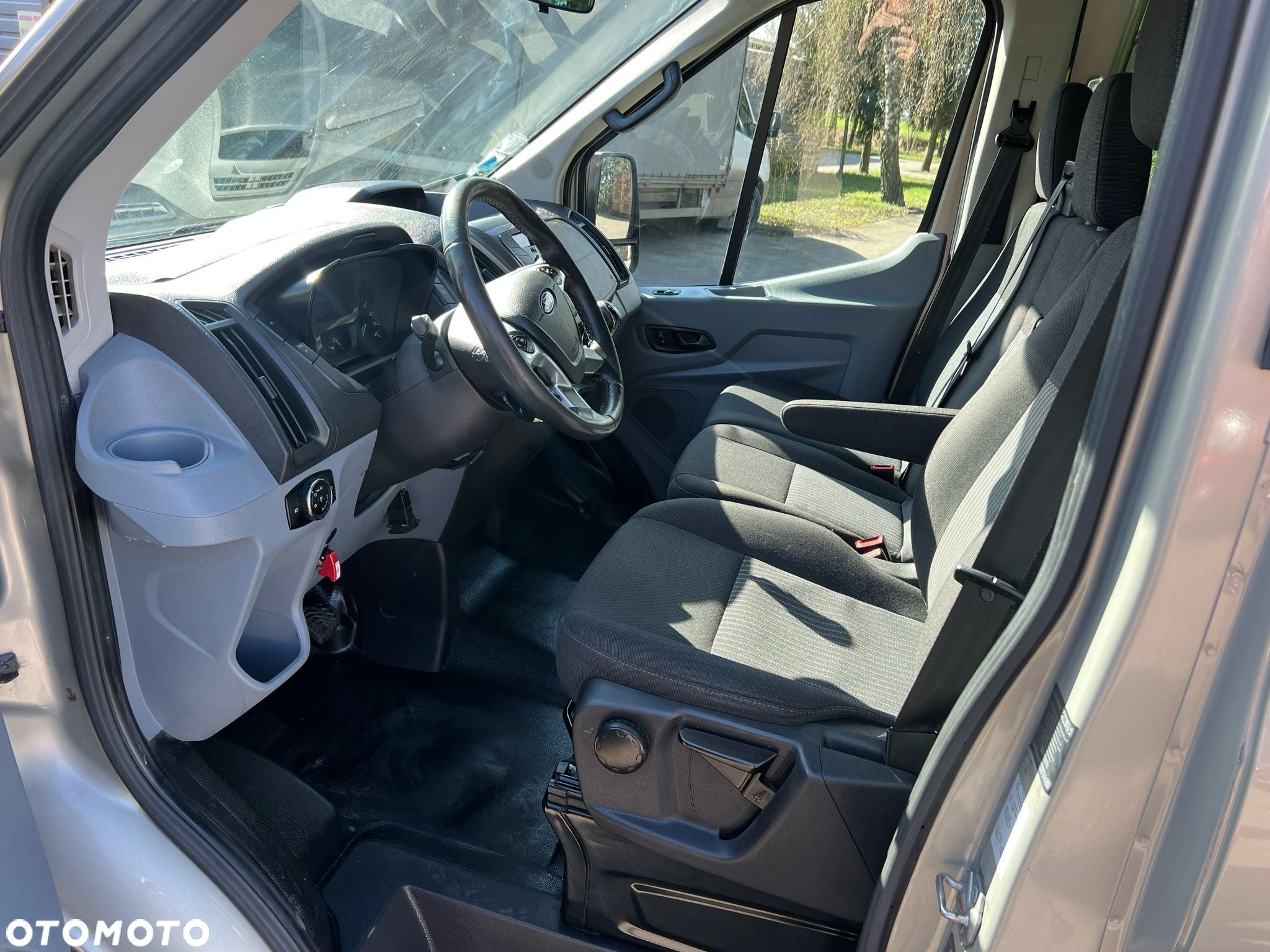 Ford Transit - 19