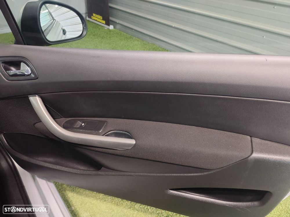 Peugeot 308 HDi FAP 90 Tendance - 20