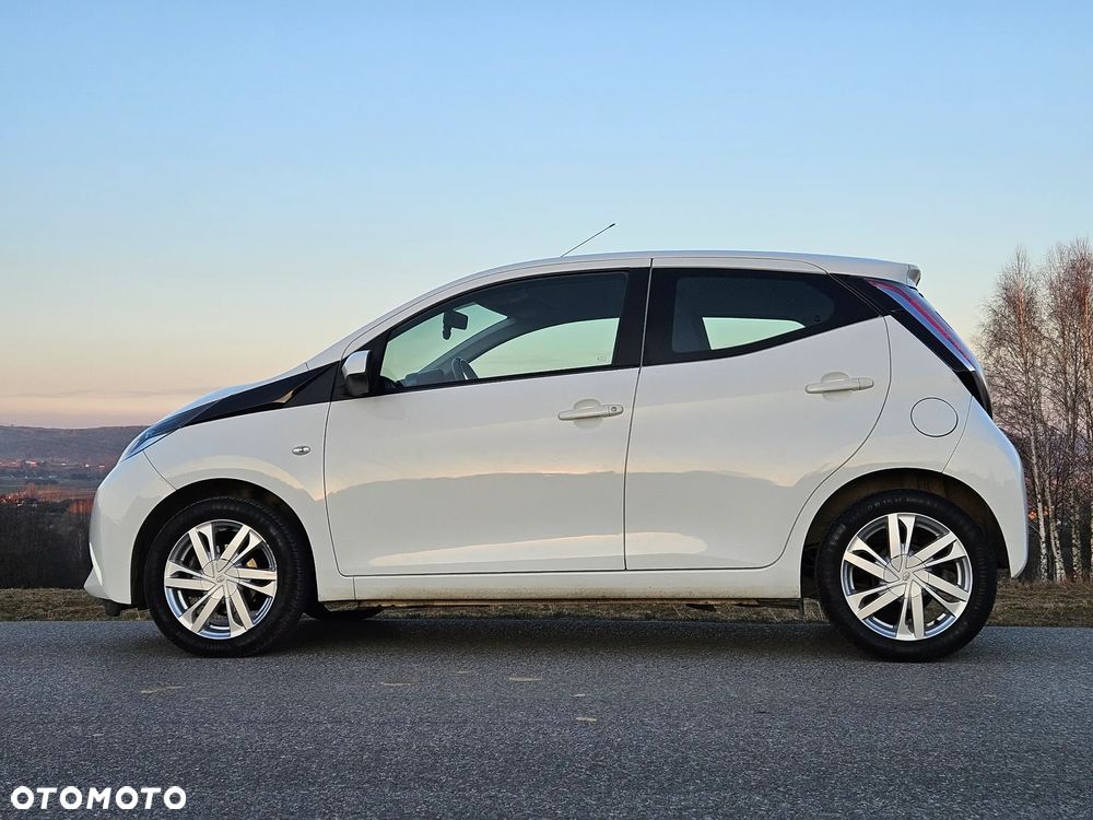 Toyota Aygo City - 12