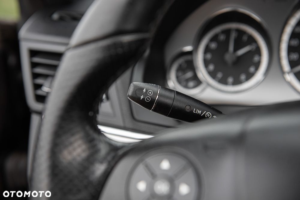 Mercedes-Benz Klasa E 350 CGI BlueEFFICIENCY 7G-TRONIC Avantgarde - 18