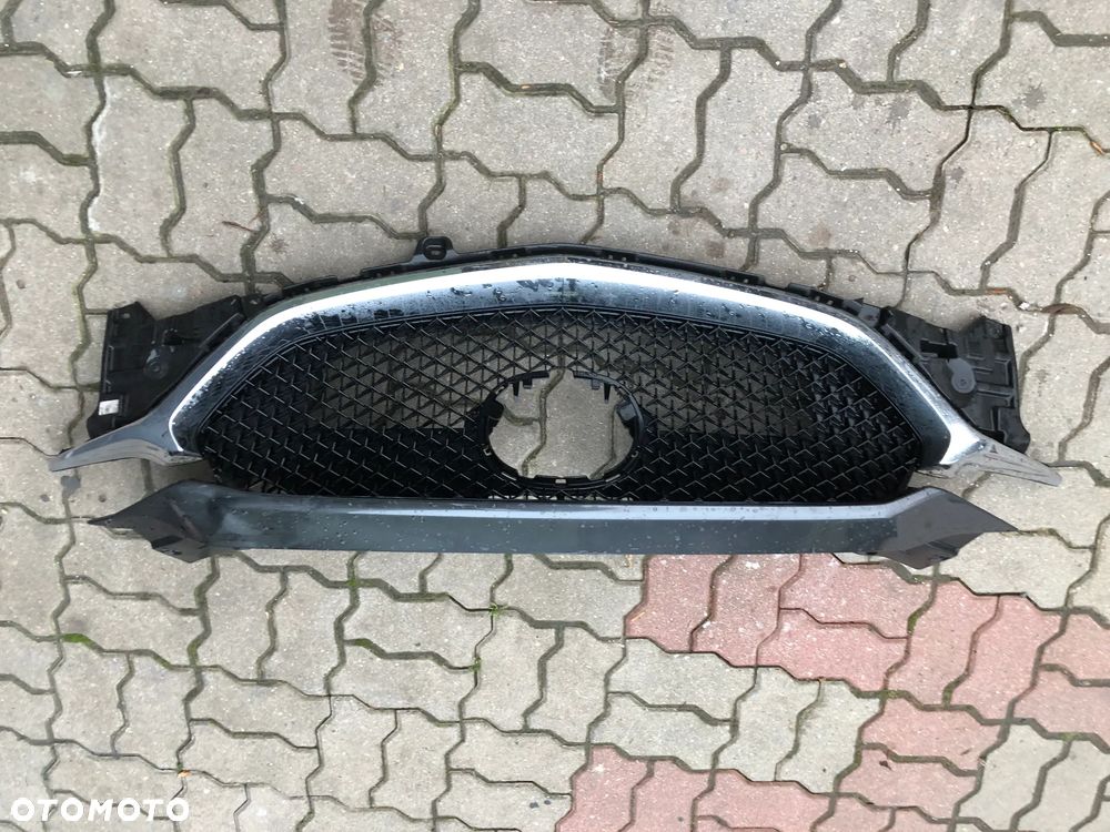 MAZDA CX5 17-  GRILL atrapa zderzak - 2