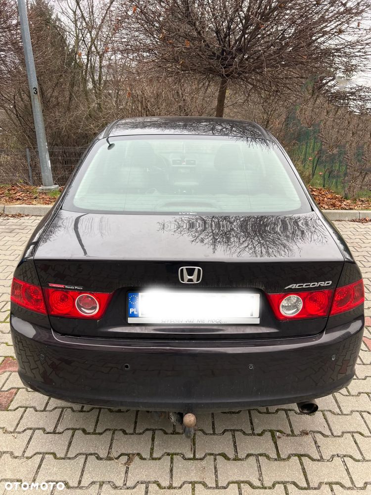 Honda Accord 2.0 Sport - 17