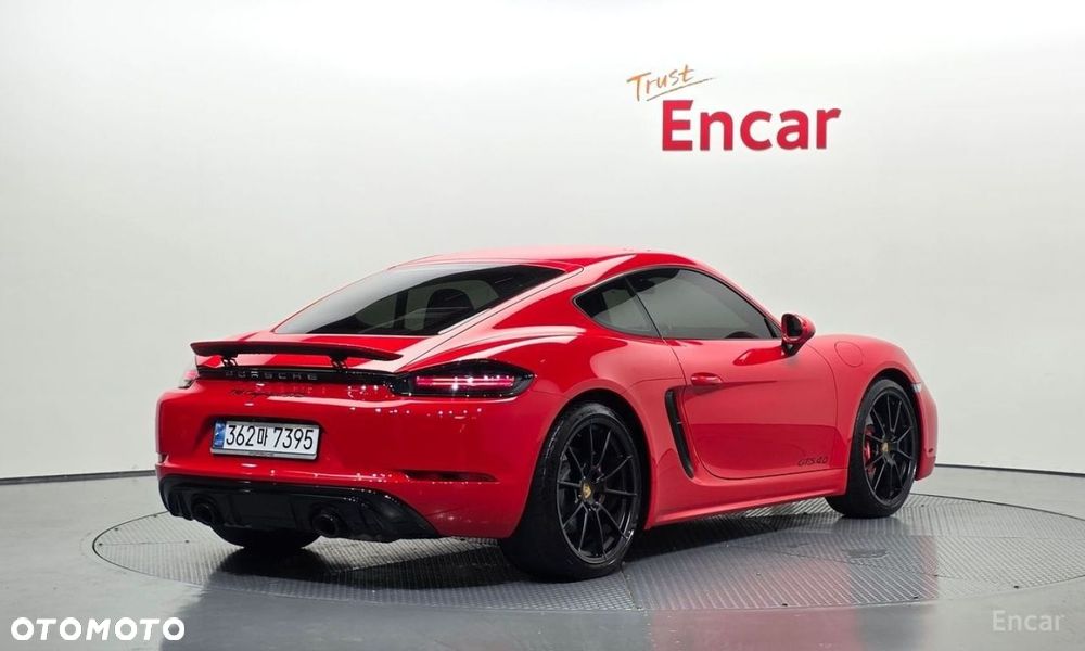 Porsche 718 Cayman - 2