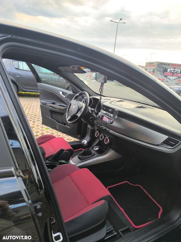 Alfa Romeo Giulietta 1.4 TB 16V Veloce - 11