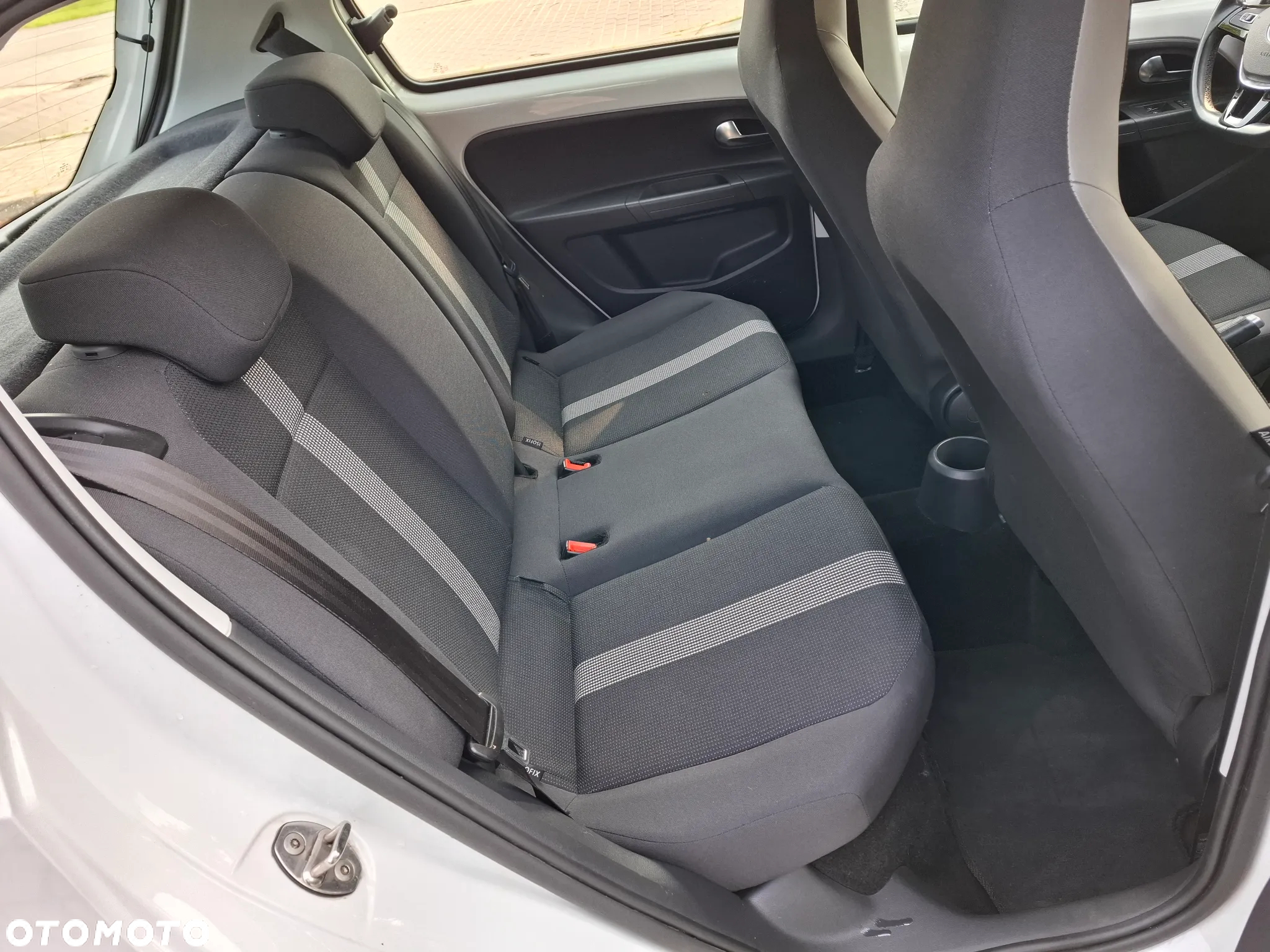 Volkswagen up! 1.0 TSI high - 15