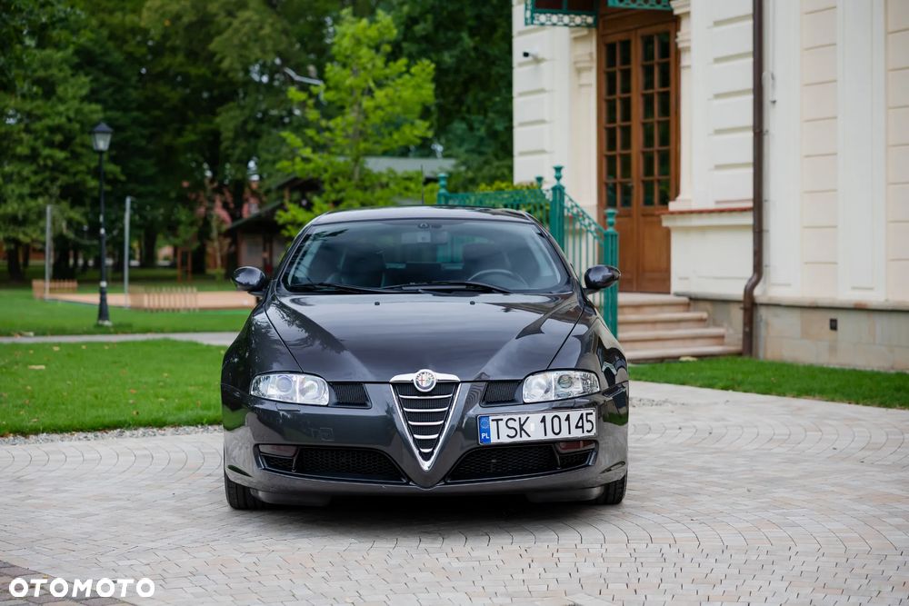 Alfa Romeo GT - 4