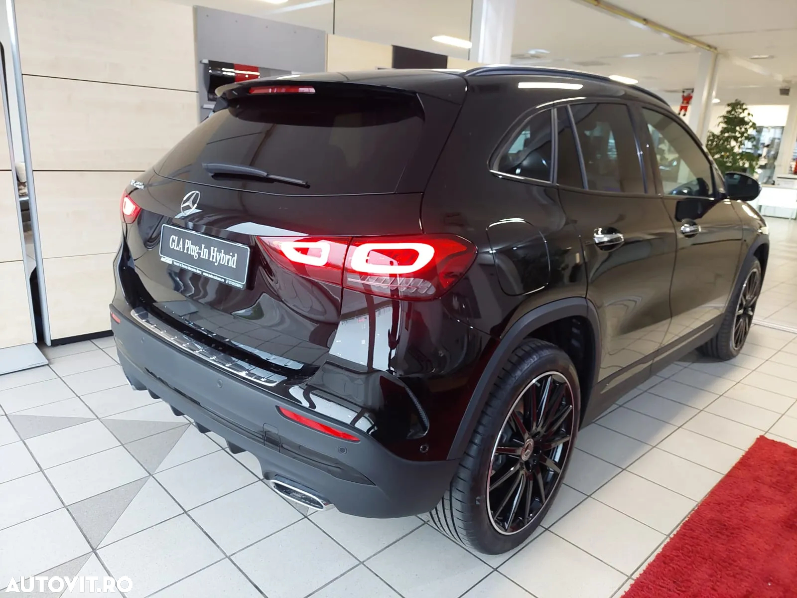Mercedes-Benz GLA 250 e 8G-DCT AMG Line - 5