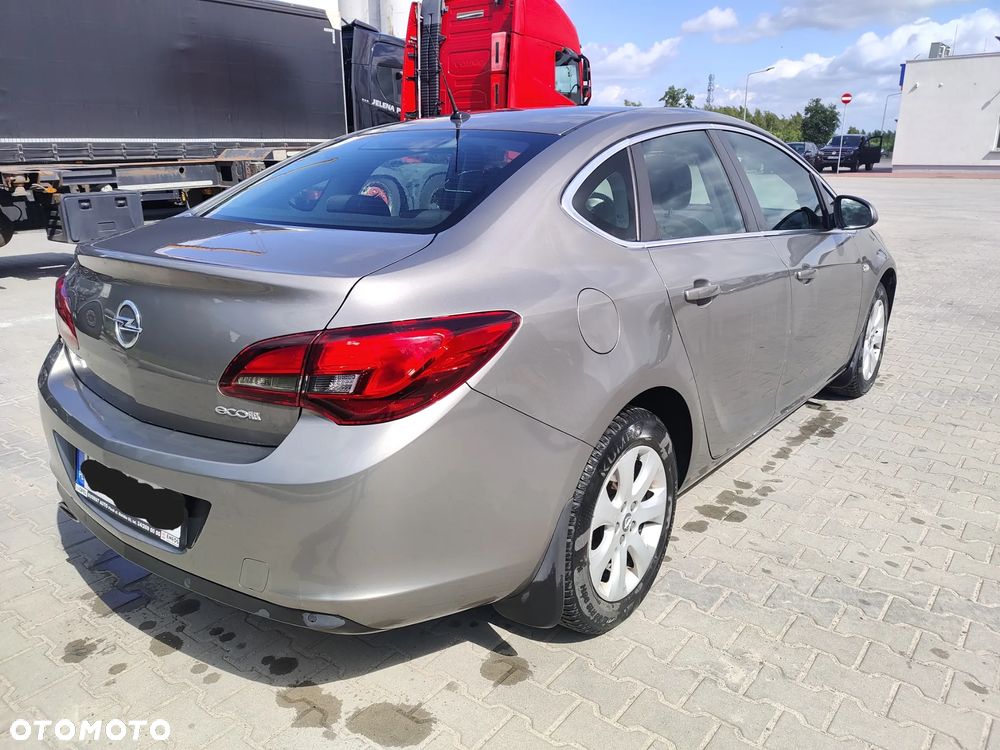 Opel Astra 1.4 T Active EU6 - 6