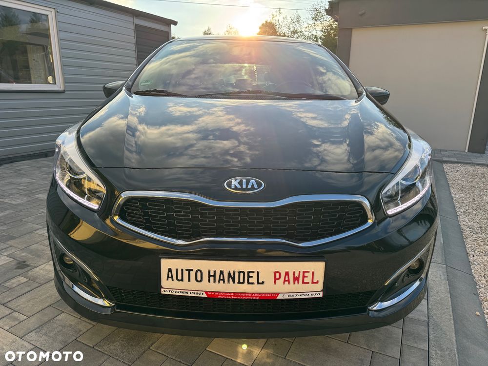 Kia Ceed 1.4 CVVT Dream-Team Edition - 3