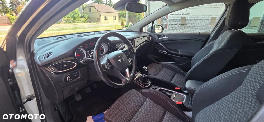 Opel Astra 1.4 Turbo Innovation - 31