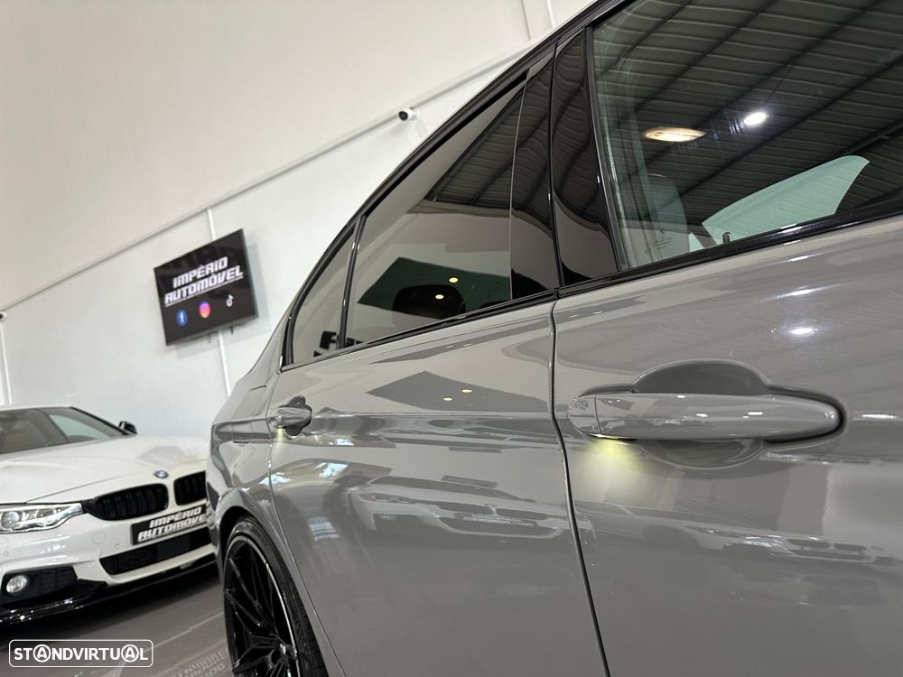 BMW 320 d Pack M - 31