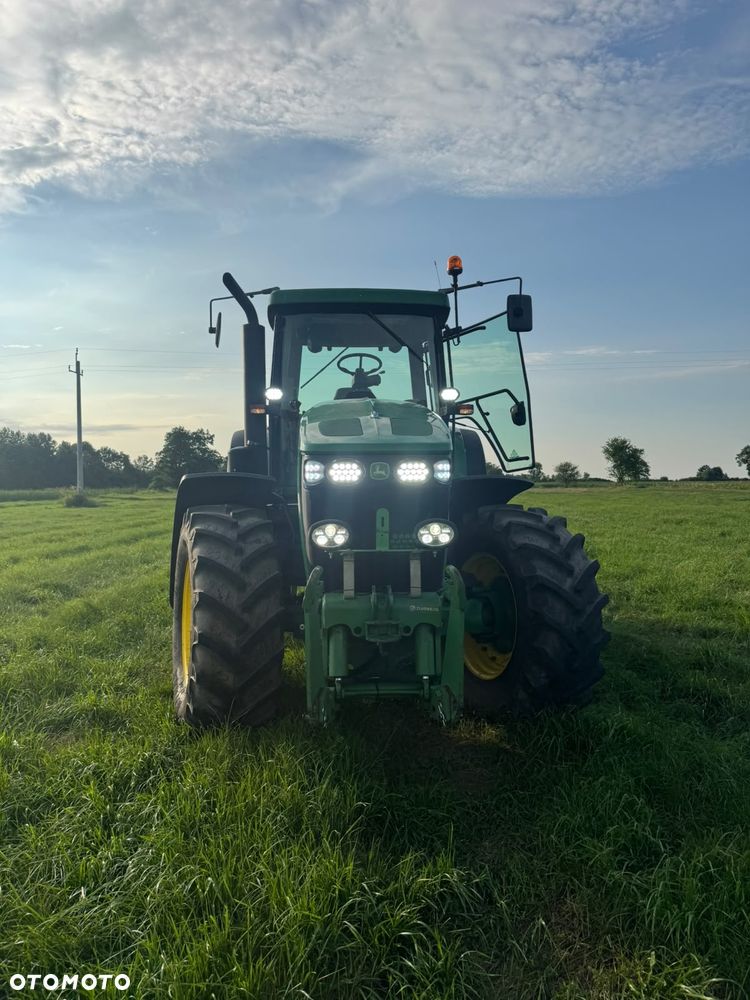 John Deere 7820 - 12