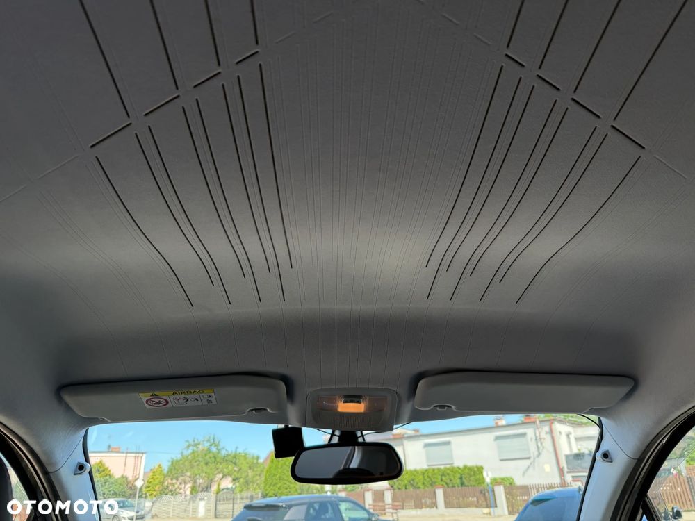 Peugeot 2008 PureTech 82 Allure - 32