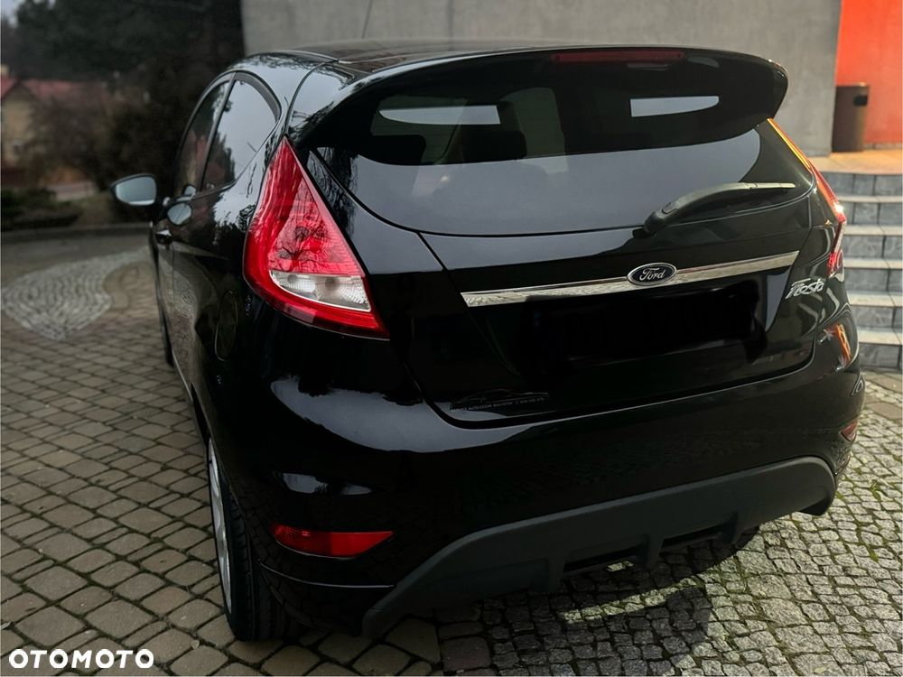 Ford Fiesta - 16
