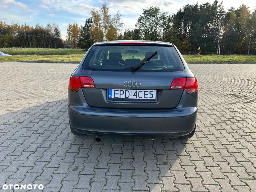 Audi A3 Sportback - 6